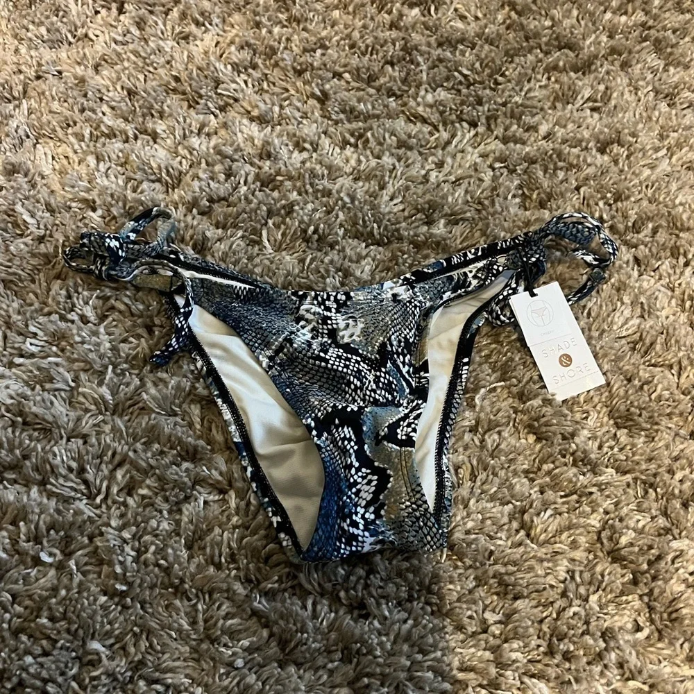 NWT Shade & Shore blue snake skin cheeky bikini bottoms